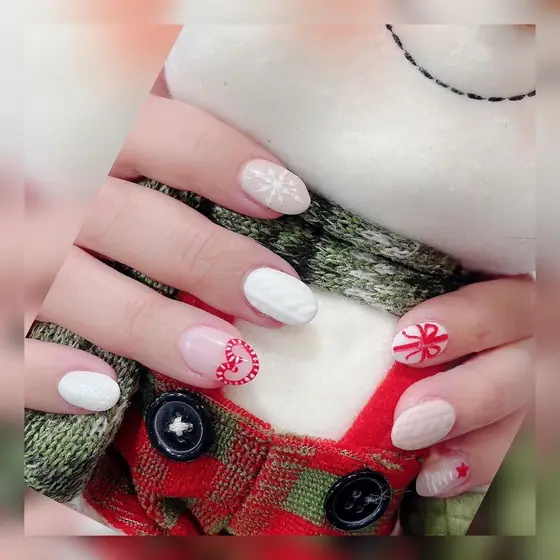 A set of nails done at USA Nails & Foot Spa, Neutral Bay