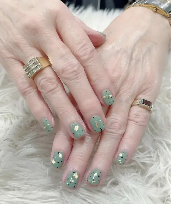 Sage glitter nails